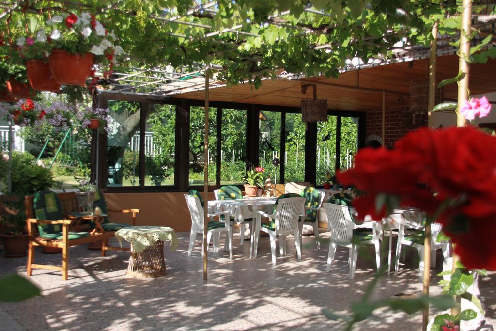 באסקה Mediterranean Oasis Apartments מראה חיצוני תמונה